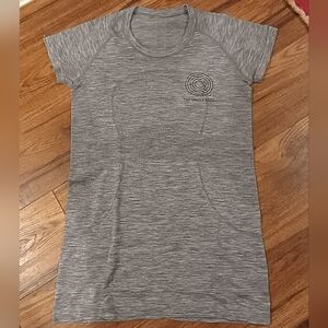 Lululemon Swiftly Tech Short-Sleeve Shirt Hip Length 8 RACE LOGO